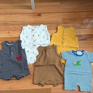 5- size 0-3 months baby rompers ( never worn)